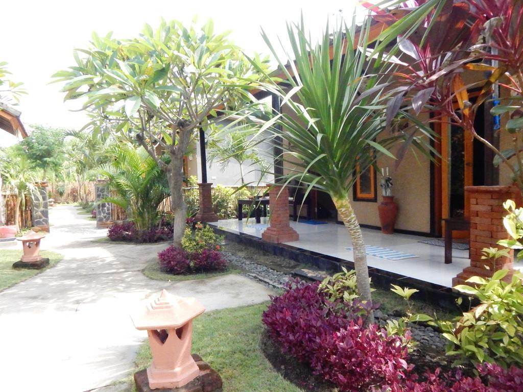 Yuda Menjangan Homestay Banyuwedang Exterior foto