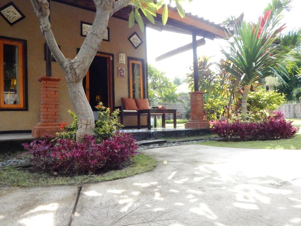 Yuda Menjangan Homestay Banyuwedang Exterior foto