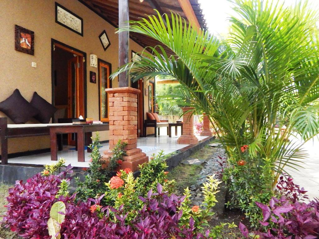 Yuda Menjangan Homestay Banyuwedang Exterior foto