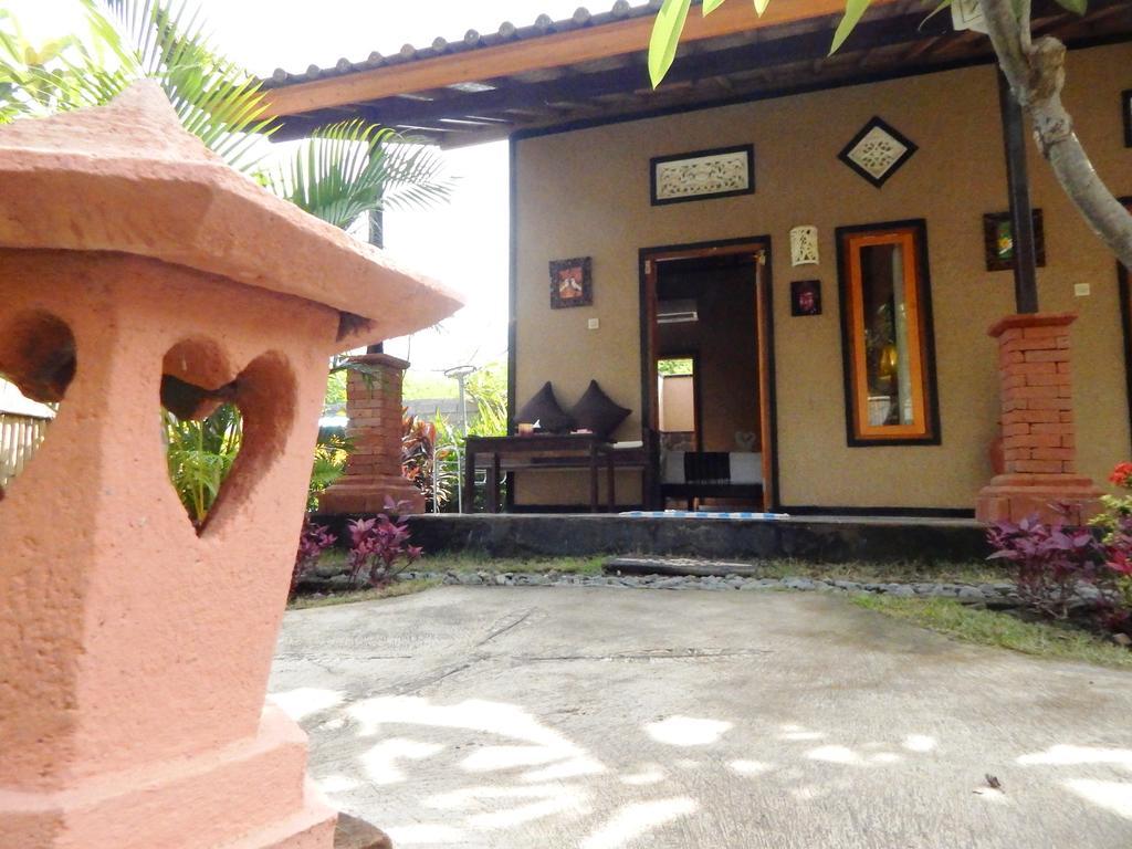 Yuda Menjangan Homestay Banyuwedang Exterior foto