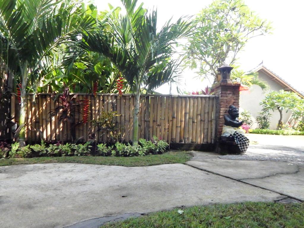 Yuda Menjangan Homestay Banyuwedang Exterior foto
