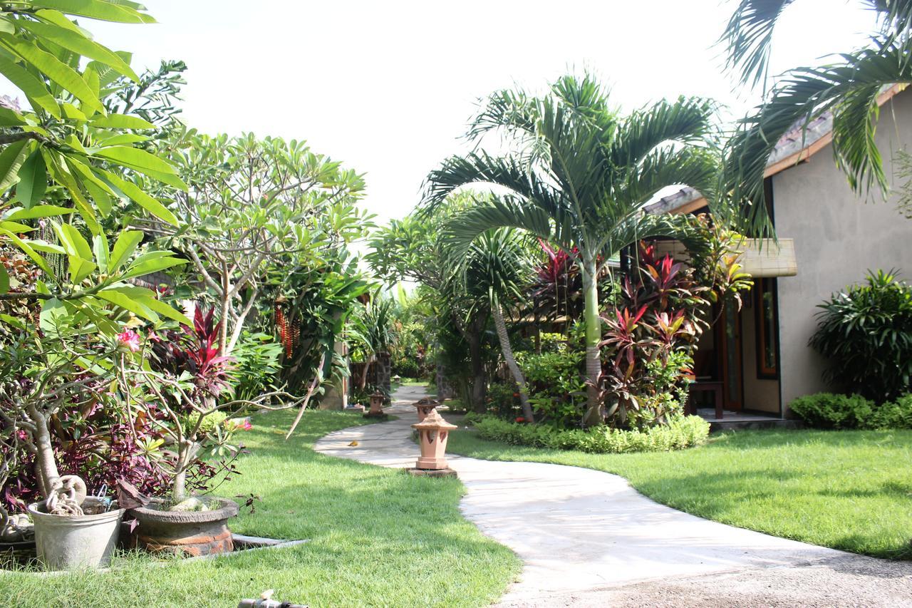 Yuda Menjangan Homestay Banyuwedang Exterior foto
