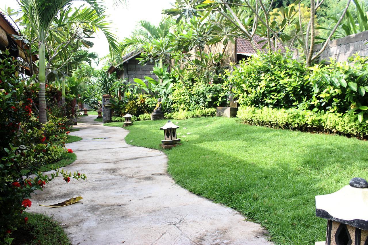 Yuda Menjangan Homestay Banyuwedang Exterior foto